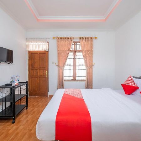Hotel Capital O 1541 Puri Cikole Asri Lembang Exteriér fotografie