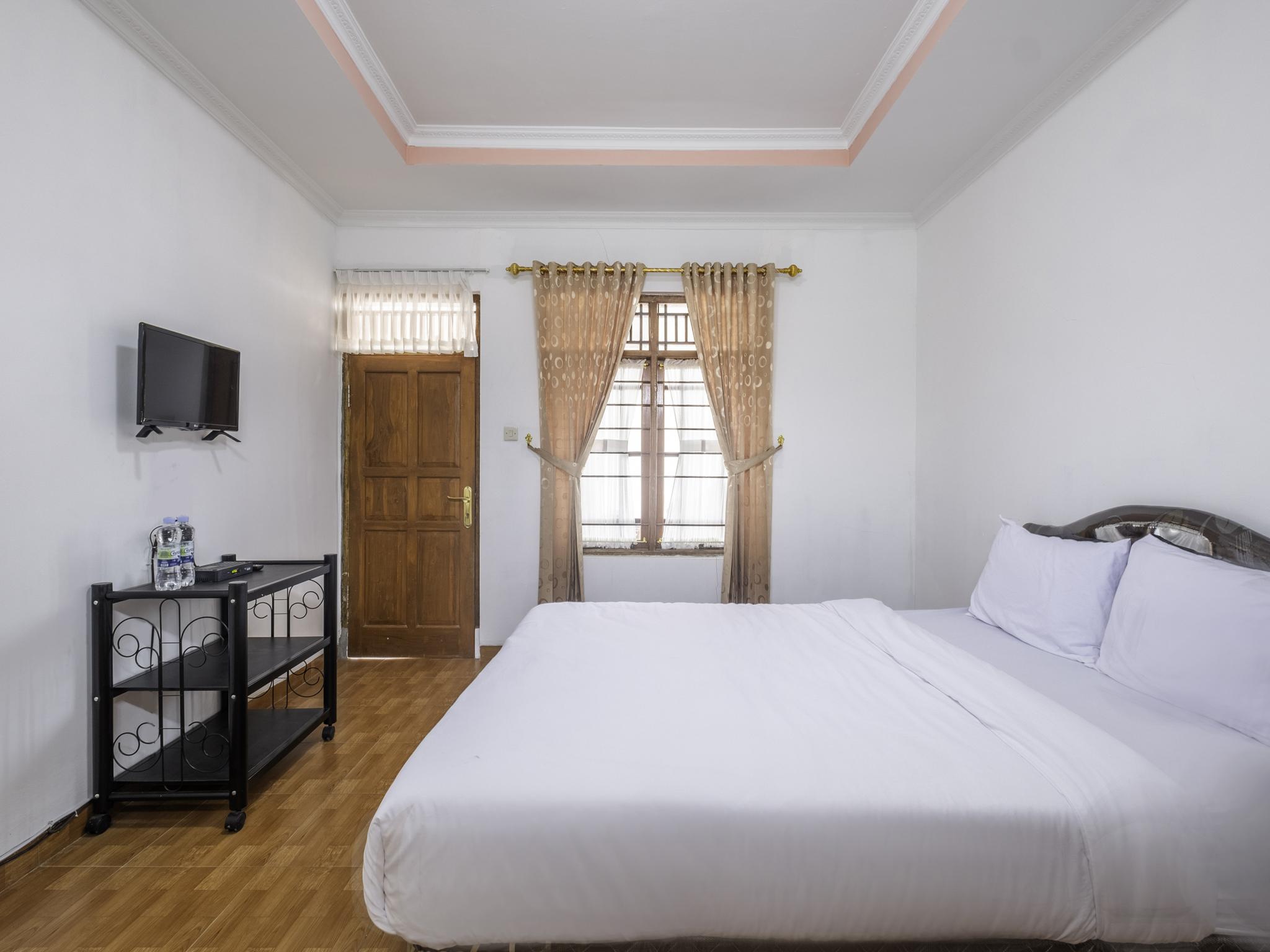 Hotel Capital O 1541 Puri Cikole Asri Lembang Exteriér fotografie