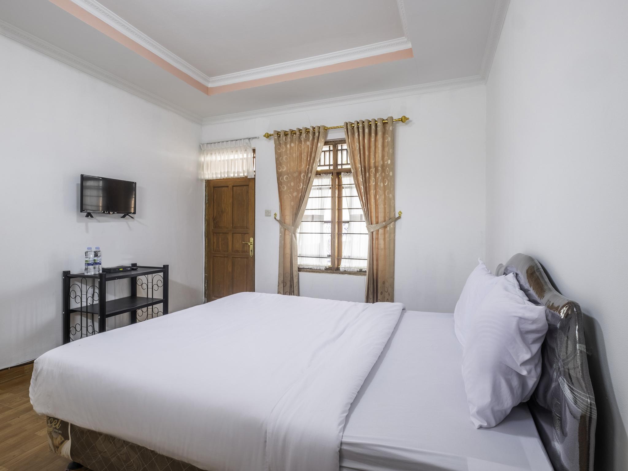 Hotel Capital O 1541 Puri Cikole Asri Lembang Exteriér fotografie