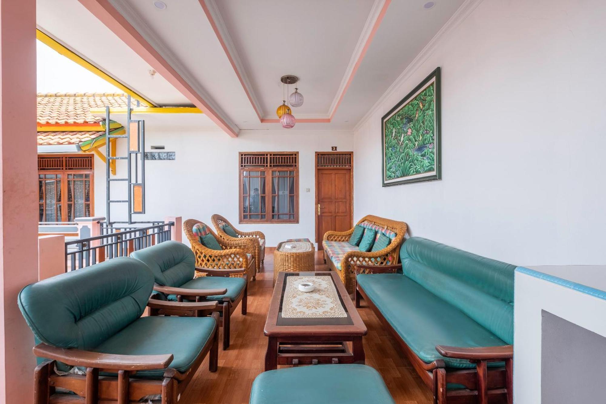 Hotel Capital O 1541 Puri Cikole Asri Lembang Exteriér fotografie