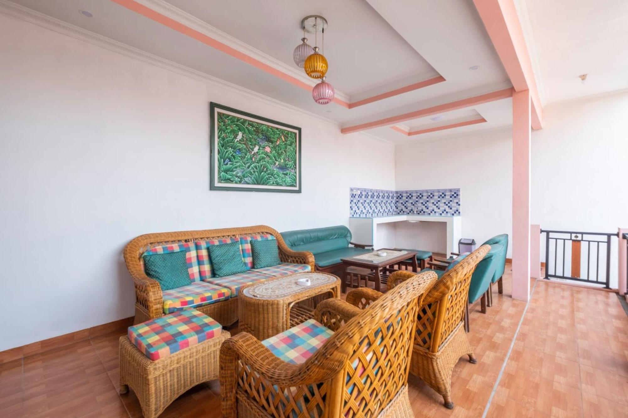 Hotel Capital O 1541 Puri Cikole Asri Lembang Exteriér fotografie
